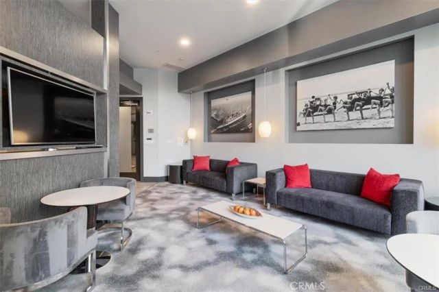 411 W Seaside Way 505, Long Beach, CA 90802