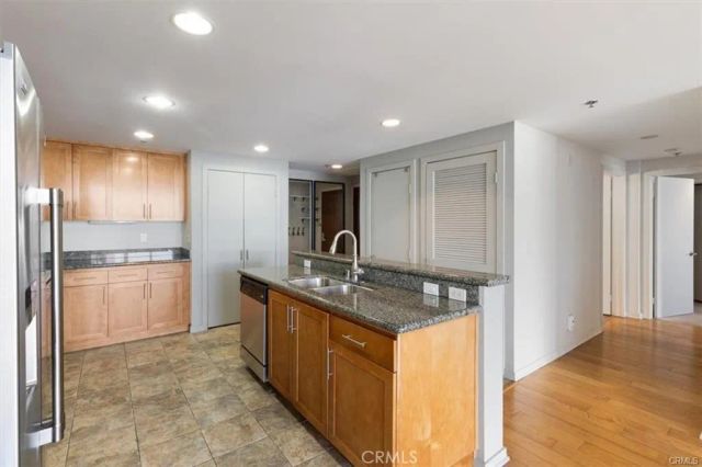 411 W Seaside Way 505, Long Beach, CA 90802