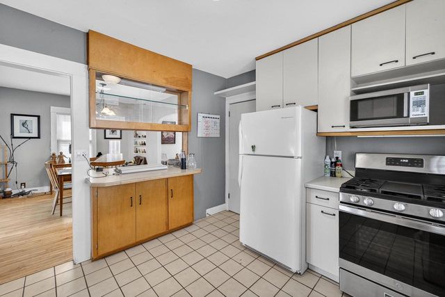 21 Powers Avenue, Madison, WI 53714