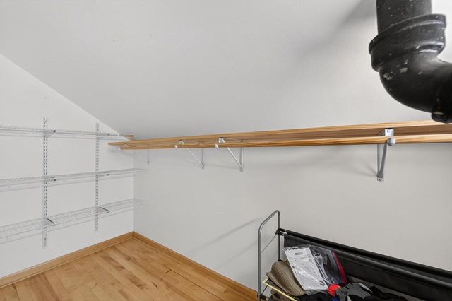 21 Powers Avenue, Madison, WI 53714