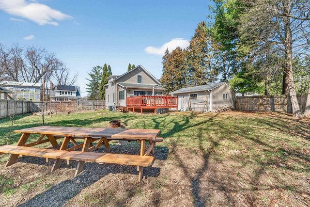 21 Powers Avenue, Madison, WI 53714