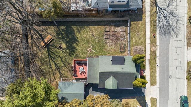 21 Powers Avenue, Madison, WI 53714