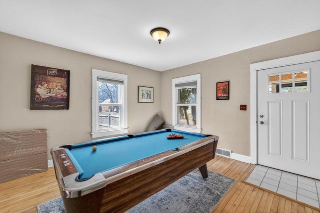 21 Powers Avenue, Madison, WI 53714