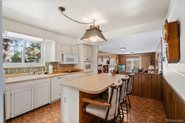 398 Uvalda Street, Aurora, CO 80011