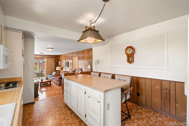 398 Uvalda Street, Aurora, CO 80011