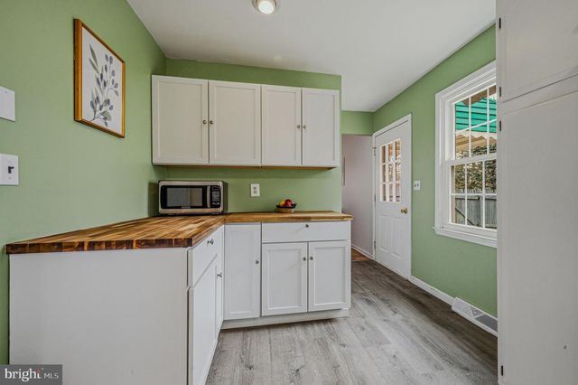 306 WILLA RD, Newark, DE 19711