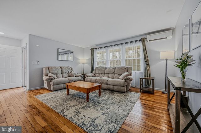 306 WILLA RD, Newark, DE 19711