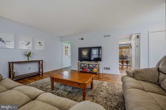 306 WILLA RD, Newark, DE 19711