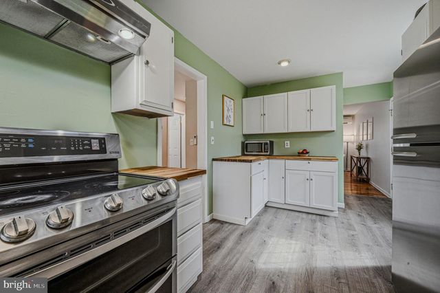 306 WILLA RD, Newark, DE 19711