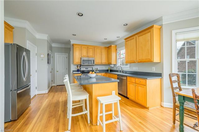 3010 Deercroft Lane, Clemmons, NC 27012