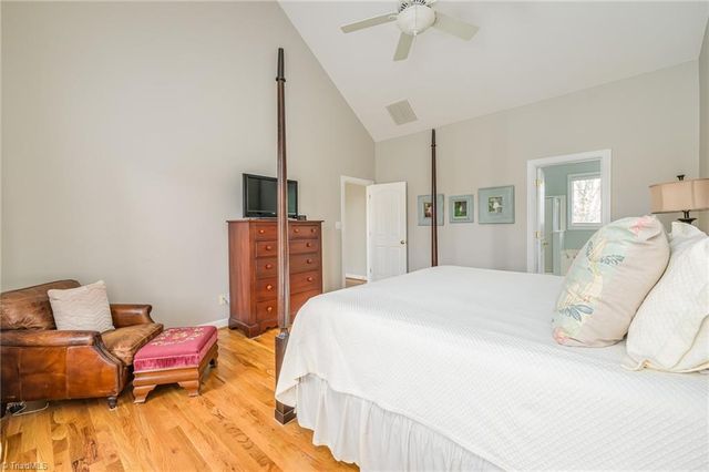 3010 Deercroft Lane, Clemmons, NC 27012