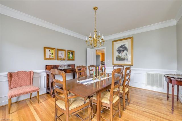 3010 Deercroft Lane, Clemmons, NC 27012