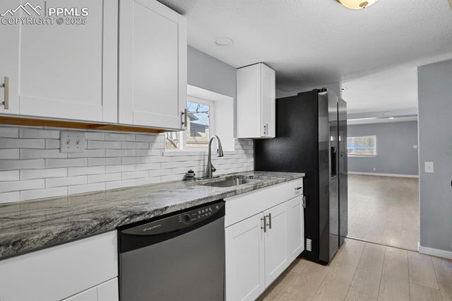 2409 Robinson Street, Colorado Springs, CO 80904