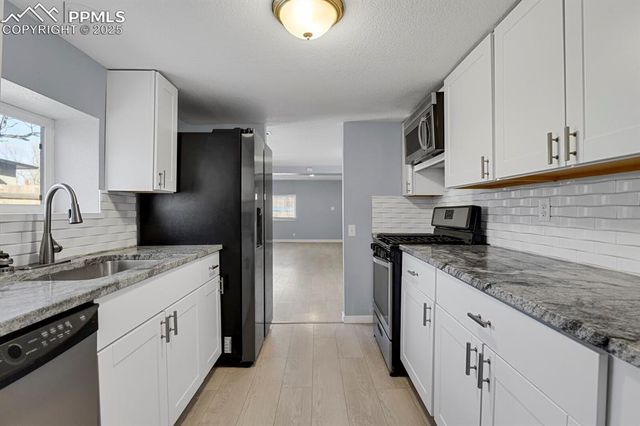 2409 Robinson Street, Colorado Springs, CO 80904