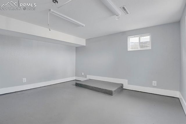 2409 Robinson Street, Colorado Springs, CO 80904