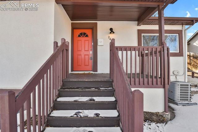 2409 Robinson Street, Colorado Springs, CO 80904