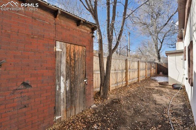 2409 Robinson Street, Colorado Springs, CO 80904