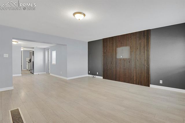 2409 Robinson Street, Colorado Springs, CO 80904