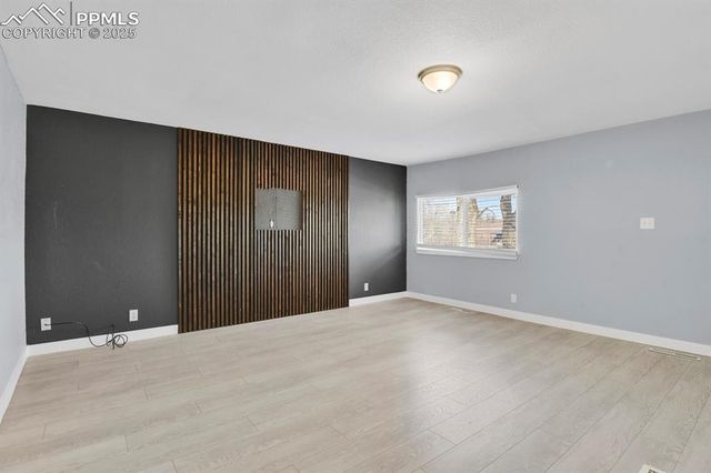 2409 Robinson Street, Colorado Springs, CO 80904