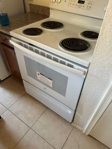 1515 Sandy Springs Road 2002, Houston, TX 77042