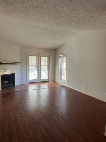 1515 Sandy Springs Road 2002, Houston, TX 77042