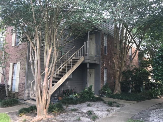 1515 Sandy Springs Road 2002, Houston, TX 77042