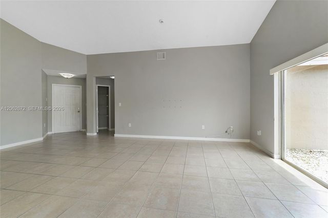 18946 NW 10th Street, Pembroke Pines, FL 33029