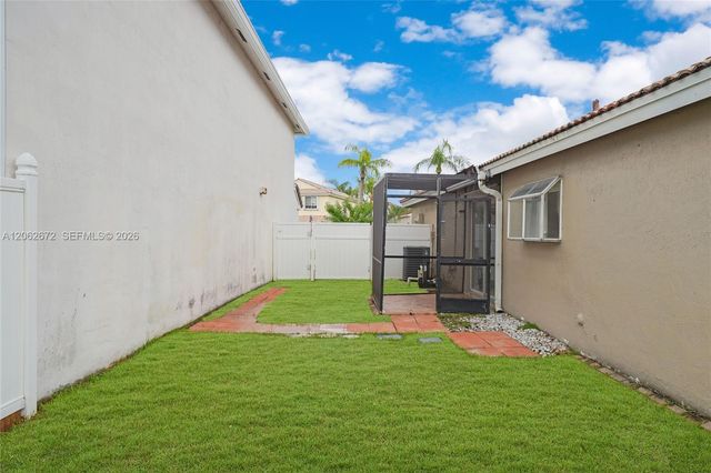 18946 NW 10th Street, Pembroke Pines, FL 33029