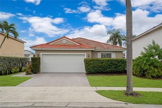 18946 NW 10th Street, Pembroke Pines, FL 33029