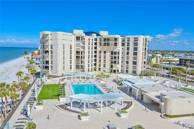 3115 Gulf Shore BLVD N # 608S, Naples, FL 34103