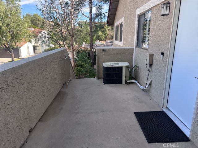 1631 Charterwood Court, Thousand Oaks, CA 91362