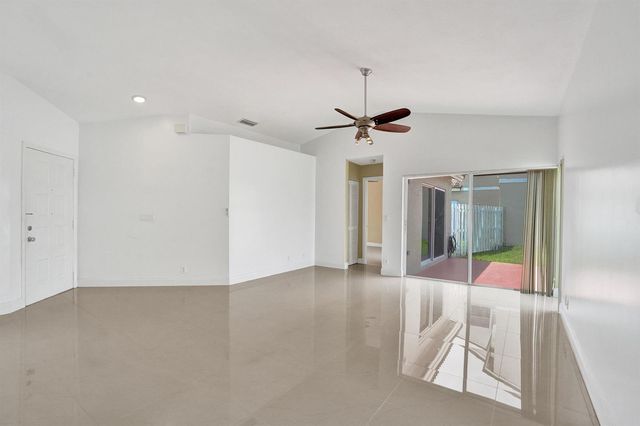17866 SW 10th Lane, Pembroke Pines, FL 33029