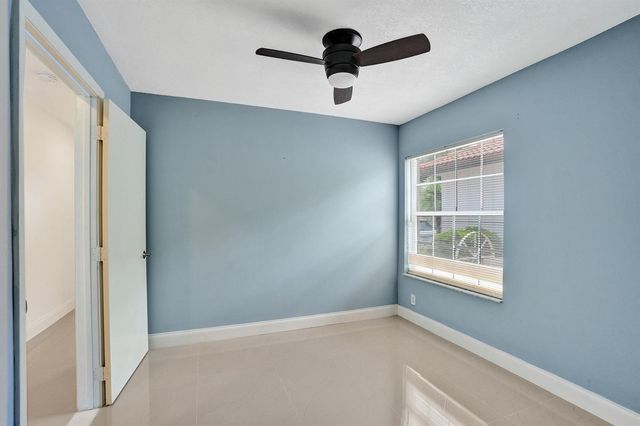 17866 SW 10th Lane, Pembroke Pines, FL 33029