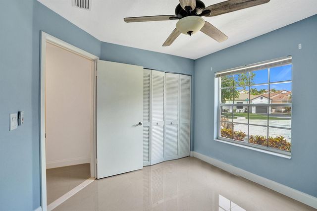 17866 SW 10th Lane, Pembroke Pines, FL 33029