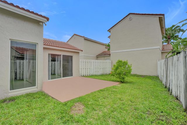 17866 SW 10th Lane, Pembroke Pines, FL 33029