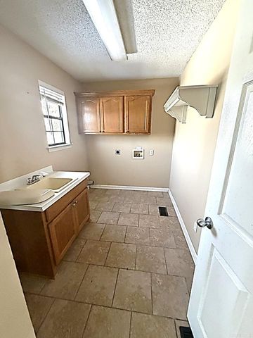 2700 Crystal Lake Road, Alexander, AR 72002