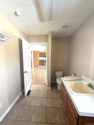 2700 Crystal Lake Road, Alexander, AR 72002