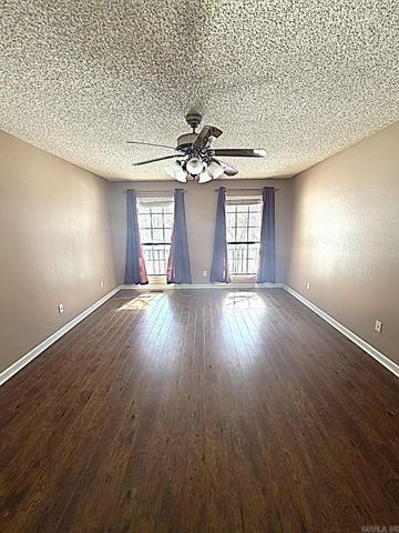 2700 Crystal Lake Road, Alexander, AR 72002