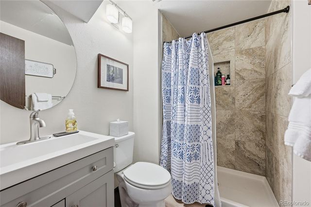 7029 S Knolls Way, Centennial, CO 80122