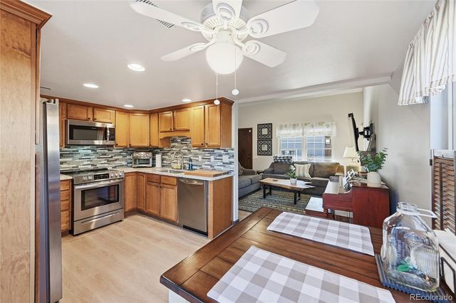 7029 S Knolls Way, Centennial, CO 80122