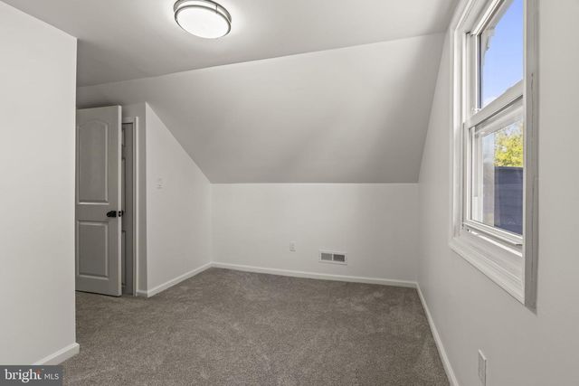 151 MOORE AVE, Barrington, NJ 08007