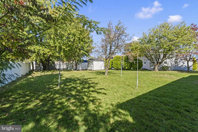 151 MOORE AVE, Barrington, NJ 08007