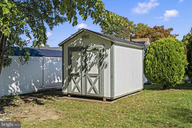 151 MOORE AVE, Barrington, NJ 08007