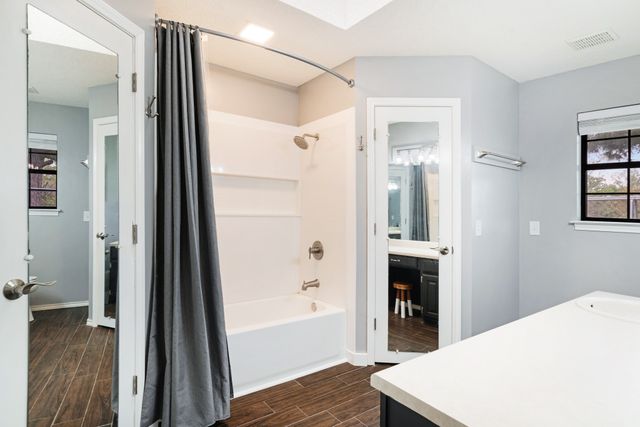 32 County Road 35940, Powderly, TX 75473