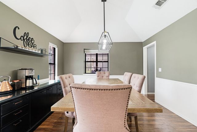 32 County Road 35940, Powderly, TX 75473