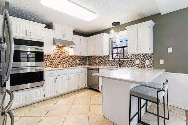 32 County Road 35940, Powderly, TX 75473