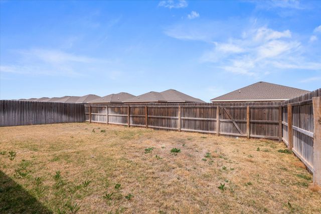 8414 11th Street, Lubbock, TX 79416