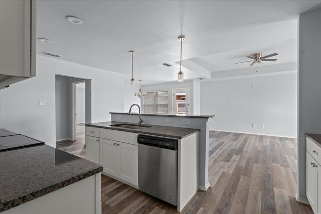 8414 11th Street, Lubbock, TX 79416