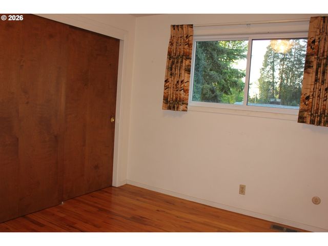 911 CUMMINGS Ln, Keizer, OR 97303