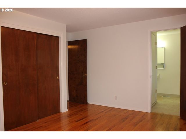911 CUMMINGS Ln, Keizer, OR 97303